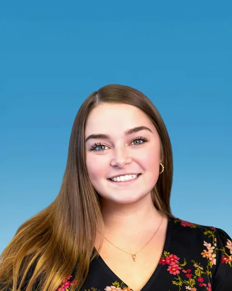 Rosie Niedoba, Executive Assistant